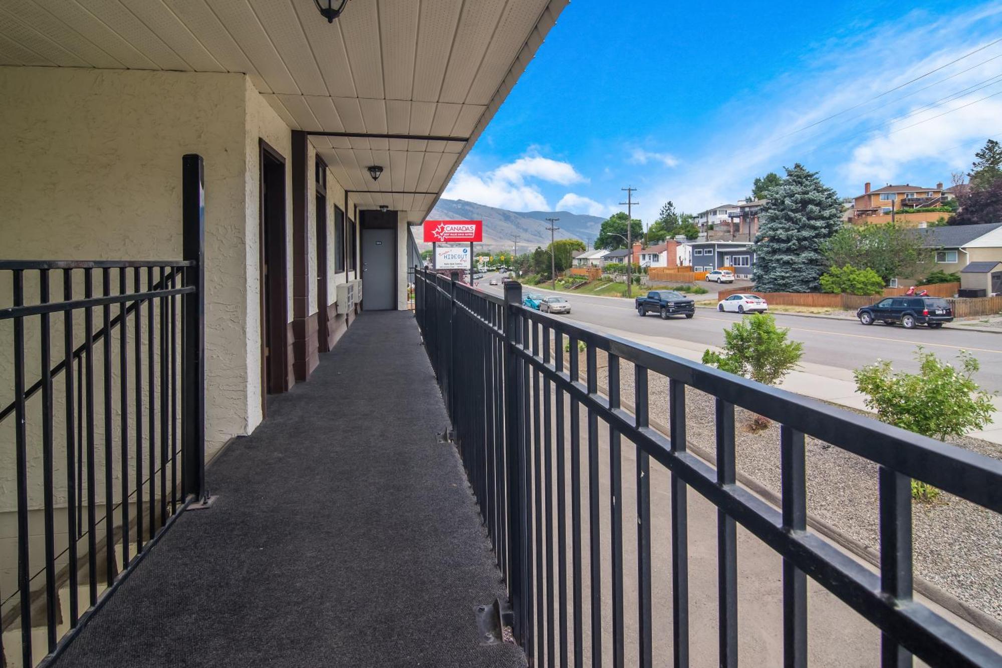 Canadas Best Value Inn & Suites Kamloops Exterior foto